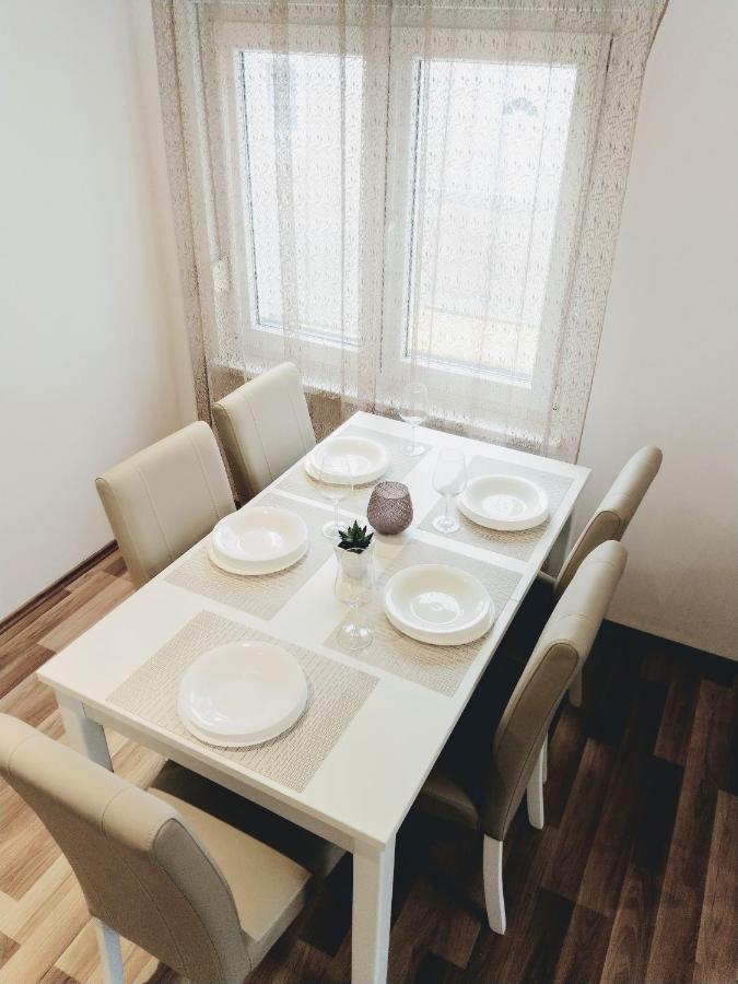 Apartmani Eden Vodice Exterior foto