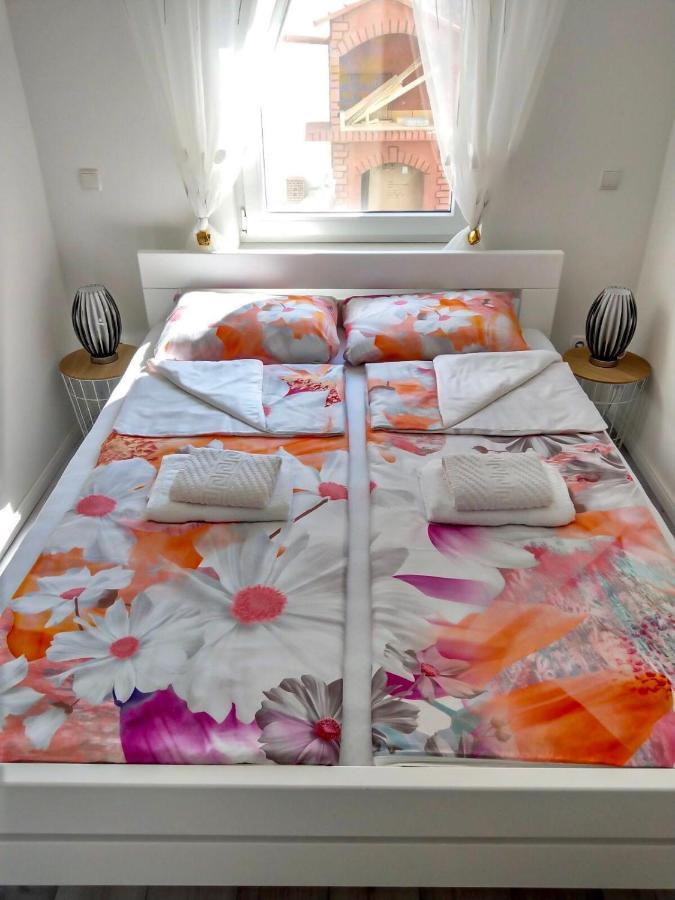 Apartmani Eden Vodice Exterior foto