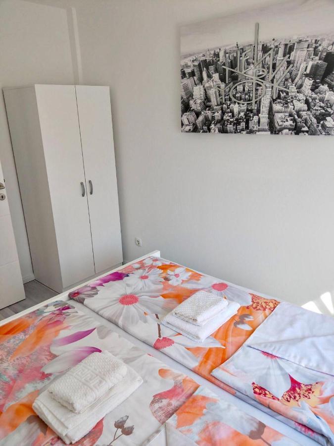 Apartmani Eden Vodice Exterior foto
