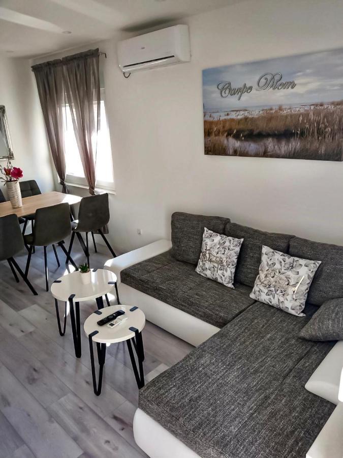 Apartmani Eden Vodice Exterior foto