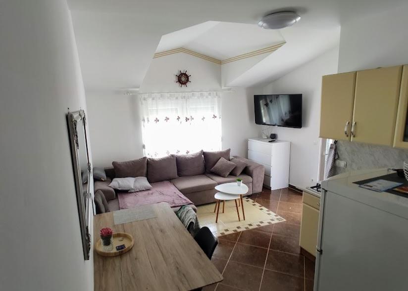 Apartmani Eden Vodice Exterior foto